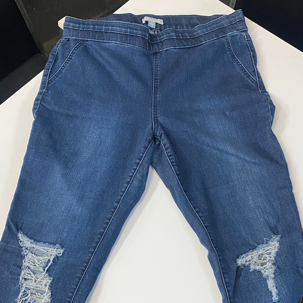 New York & Company Blue Distressed Jeggings